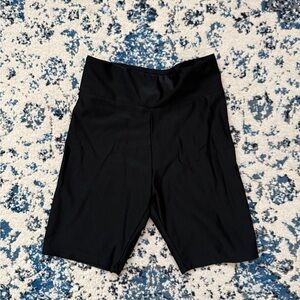 Black bike shorts Forever 21